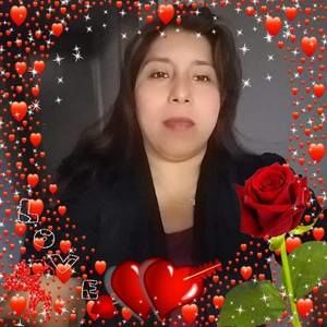 Meet your Posher, Carmela